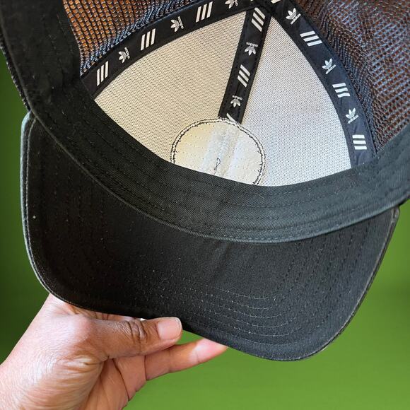 ADIDAS Mesh Dad Trucker Hat Adjustible Golf Swim Summer Has Fade Athletic Sports - Picture 12 of 15